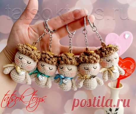 PDF Брелочек Ангелочек крючком. FREE crochet pattern; Аmigurumi toy patterns. Амигуруми схемы и описания на русском. Вязаные игрушки и поделки своими руками #amimore - ангел, маленький ангелок, брелок в виде ангелочка из обычной пряжи, кукла, куколка, пупс.