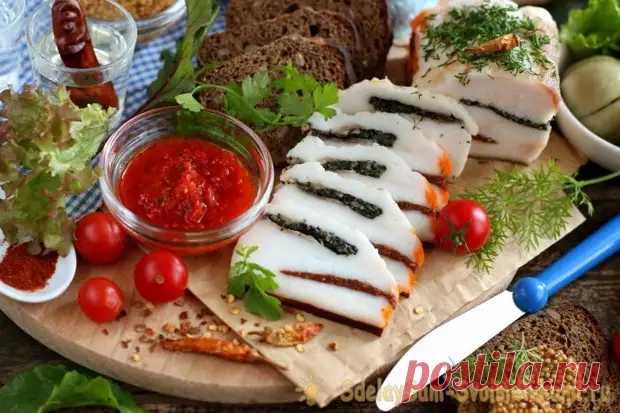 Сало соленое, с пряными прослойками и чесноком - Будет вкусно - 28 июля - 43303285721 - Медиаплатформа МирТесен