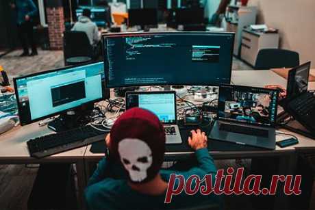 В России зафиксировали рост числа одних из самых серьезных кибератак. Аналитики компании StormWall зафиксировали рост числа многовекторных DDoS-атак. О распространении одних из самых серьезных кибератак говорится в релизе, доступном «Ленте.ру». По данным компании, в первом полугодии 2023 года их число в России выросло на 136 процентов по сравнению с прошлым годом.
