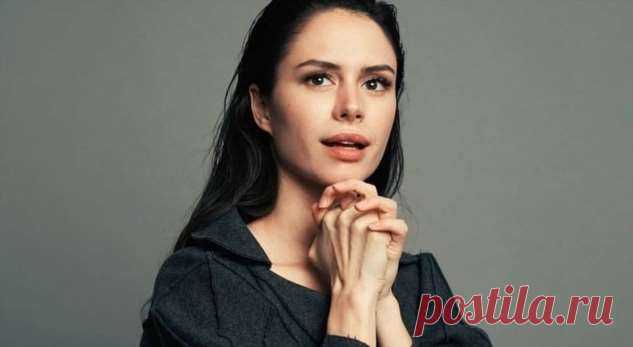 «Вы так похожи»: звезда фильма «Отель Белград» Диана Пожарская показала редкие фото с мамой . Милая Я