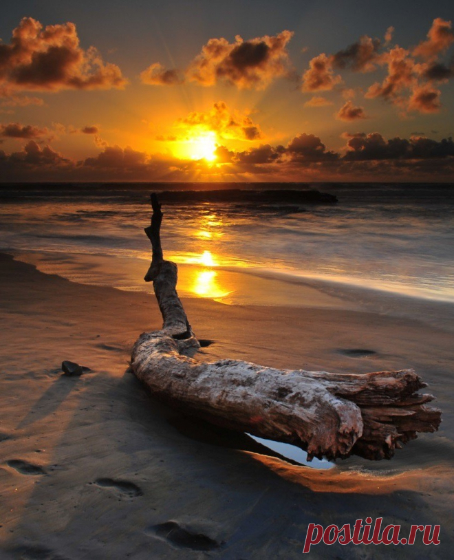 Beautiful Sunrise and Sunset amaze your eyes