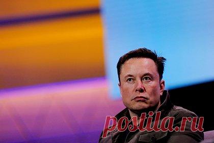 Маск решил оставить сотрудников Twitter без бонусов. Новый владелец социальной сети Twitter американский предприниматель Илон Маск отменит некоторые надбавки и льготы для сотрудников компании. Согласно внутреннему документу, который есть в распоряжении The Verge, персонал останется без бонусных выплат за производительность, а также скидок на здравоохранение и обучение.