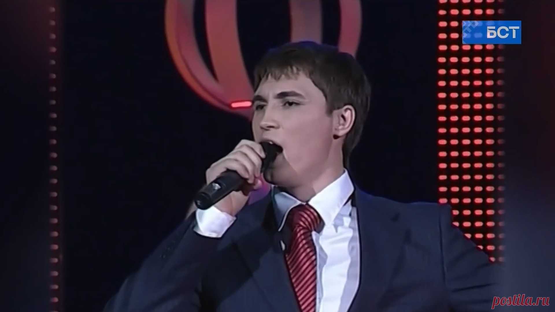 Радиф Зарипов - Тыуган кон
Рәдиф Зарипов - Тыуған көн
Альфред Яҡшымбәтов көйө, Рәйес Ғимаҙиев һүҙҙәре