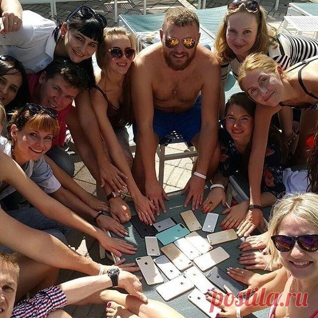 📝Друзья, я намекать не стану, прямо скажу!!!! Средний доход вы и на работе заработаете всегда, а вот на квартиру, машину, отдых путешествия??? - здесь ВАМ нужен финансовый поток помощнее, и это вам к нам. .
Создавайте свой онлайн бизнес вместе с нами!
.
Всё умещается в маленьком (ну у кого-то и большом) телефоне! Да-да, именно в нём! Я предлагаю СВОБОДУ от будильников и начальников! Все удаленно и с хорошим уровнем дохода! .
📱Пиши в Директ, и я расскажу все подробности!
...