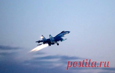 Boeing P-8 Poseidon коалиции приблизился к Су-35 ВКС РФ над Средиземным морем. Российский летчик своевременно принял необходимые меры для предотвращения столкновения, отметил заместитель руководителя российского Центра по примирению враждующих сторон в Сирии капитан 1-го ранга Олег Игнасюк