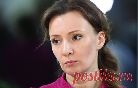 Кузнецова предложила ввести сертификаты на закупку лекарств для тяжелобольных детей. Омбудсмен также напомнила, что &quot;существенным подспорьем для обеспечения лекарствами детей с тяжелыми редкими заболеваниями стал фонд &quot;Круг добра&quot;