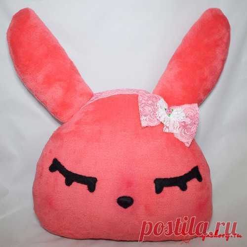 Диванная декоративная подушка