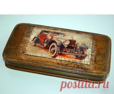 👌 Декупаж 4 мастер-класса, увлечения и хобби Во время уборки в кладовке я нашла старые настенные часы. Когда-то давно их подарили на юбилей моей бабушке благодарные ученики. На них даже выгравирована дарственная надпись с обр...