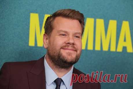 Знаменитый телеведущий решил избавиться от дома в США. Знаменитый комик и телеведущий Джеймс Корден решил избавиться от дома в США и выставил объект на продажу за десятки миллионов долларов. Об этом сообщает Dirt. Дом находится в Лос-Анджелесе в районе Брентвуд. Корден решил его продать в октябре 2022 года, однако объект официально вышел на рынок недавно.