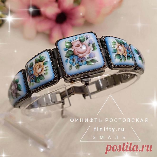 Часы.
Ростовская финифть (горячая художественная эмаль).
Описание и цены по ссылке. 
https://finifty.ru/catalog/chasy-cat/5-1
Ассортимент изделий обновляем еженедельно.
Доставка по России Почтой России и СДЭК. 
По Москве курьером.

#нашафинифть #часы #эмаль #финифть