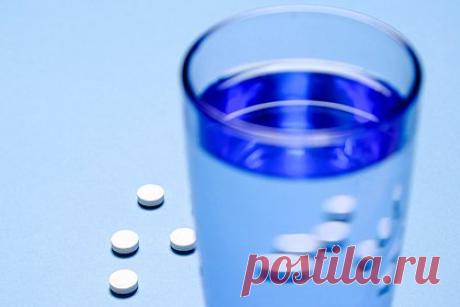 Выявлена связь между уровнем витамина D и смертностью. Группа ученых из Университета Южной Австралии вычислила связь между уровнем витамина D в организме и смертностью. Риск смерти значительно снижался при повышении концентрации витамина D. Наиболее выраженная корреляция наблюдалась у лиц с тяжелым дефицитом — у них вероятность смерти повышалась на 25 процентов.