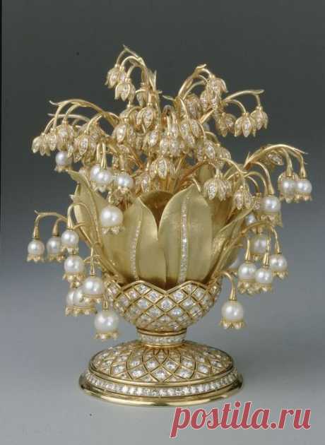 Lily of the valley - Mary  Faberge Flowers | Debbie Hill приколол(а) это к доске Faberge