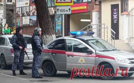 В полиции объяснили учениями сообщения об «оцеплении» ОМВД Геленджика. Отдел МВД по Геленджику, сообщения об оцеплении которого появились в телеграм-каналах, проводит плановые учения, сообщили РБК в пресс-службе ГУ МВД России по Краснодарскому краю.