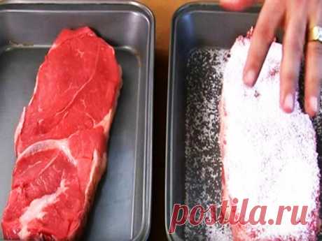 КАК РАЗМЯГЧИТЬ МЯСО - НЕВЕРОЯТНО КРУТОЙ ЛАЙФХАК! БЕЗОТКАЗНО РАБОТАЕТ. Получается вкуснее, чем в ресторане. Даже самое жесткое мясо по вкусу будет напоминать нежную ягнятину. Для того чтобы показать эффективность этого трюка,