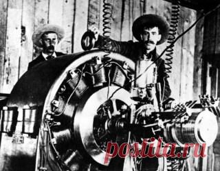 Нет сомнения, что Никола Тесла — великий учёный, значительно опередивший своё время. Он отличался нестандартным умом и прекрасным воображением. Однако некоторые из его проектов были чрезвычайно опасными, грозящими гибелью человечеству и всей нашей планете. И потому Теслу можно назвать и гением, и безумцем…


#ЗагадкиИстории #изобретение #Тесла #электричество #гениальность #безумство