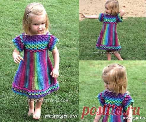 Оригинальное платье крючком для девочки от Bonita Patterns Описание: http://prjaga.ru/vyazanie-dlya-detej/platye-sarafan/vyazanoe-plate-s-cheshujkami