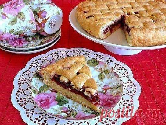 25 рецептов сладкой выпечки:
1. Лимбургский флай
2. Пирог с шоколадной начинкой и зефирным наполнением
3. Бискотти
4. Польский пирог с малиной
5. Бразильский морковный пирог
6. Булочки 