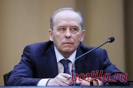 Глава ФСБ России обвинил Запад в навязывании Молдавии украинского конфликта. Запад активно подталкивает Молдавию к участию в украинском конфликте. Об этом заявил директор ФСБ России Александр Бортников. По его словам, Украина стала плацдармом войны против России и ведения подрывной деятельности против Белоруссии. Молдавию подстрекают к силовой зачистке Приднестровья, указал Бортников.