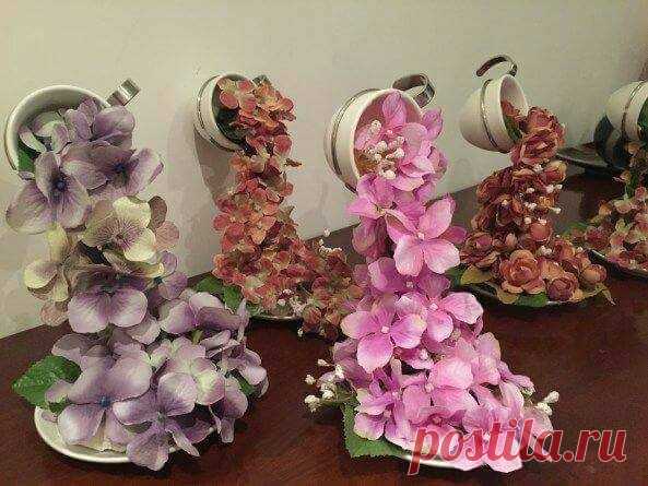 (9) Facebook