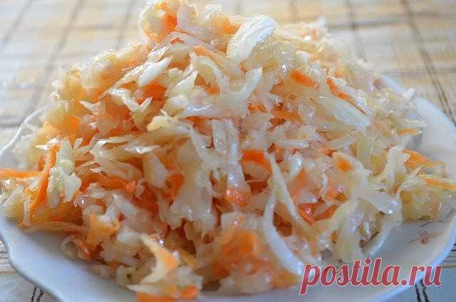 КВАСИМ КАПУСТУ: ТОП-5 ЛУЧШИХ РЕЦЕПТОВ 
Гости будут в восторге!

1. Вкуснейшая хрустящая капуста 