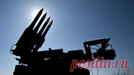 Российский расчет ЗРК &quot;Бук-М2&quot; сбил украинскую авиабомбу
