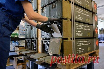 В СВР раскрыли схему воровства на поставках оружия на Украину через польскую фирму