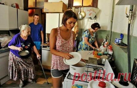 Крик души или каково жить в питерских коммуналках: обзор типичной коммунальной квартиры петербуржца | Путешествия петербуржца | Дзен