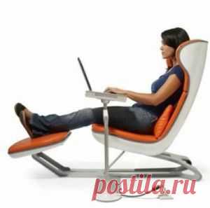 Наиболее выдающиеся вещи XX века | Глобальный денежный бонусИгры

1958 – Lego. Пластмассовые кубики Lego появились в 1949 г. Родоначальником Lego считается датский плотник Оле Кирк Кристиансен (Ole Kirk Christiansen), хотя в том виде, в котором они продаются сейчас, кубики появились в 1958 г.

1900 – камера “Brownie” Kodak

1935 – цветные диапозитивы Маннеса (Mannes) и Годовски (Godowsky)