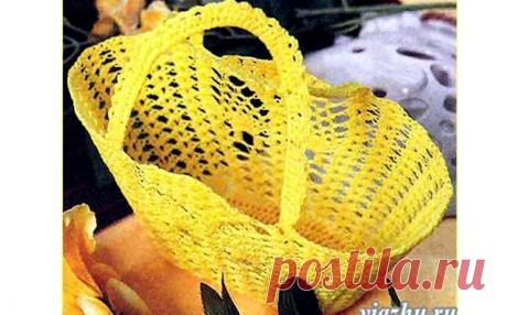 Вязаная сумка-кошелка - Эфария По данной схеме можно связать крючком сумку-кошелку. Ее размер будет зависеть от выбранных вами ниток.Если вязать «ирисом», получиться небольшая сувенирная сумочка для оформления подарков. отсюда