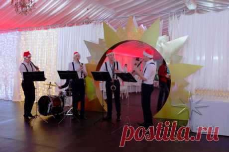 Оформление помещений и банкетных залов на новогодний прраздник в Санкт -Петербурге и Ленинградской облости