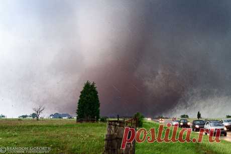 500px / Moore, OK EF5 Tornado 2 by Brandon Goforth