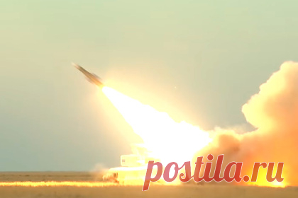 Уничтожение цели российским «Бук-М3» показали на видео. Уничтожение цели российским зенитным ракетным комплексом «Бук-М3» показали на видео. Соответствующий ролик опубликовал ТАСС. Учебные стрельбы проходили в на полигоне Капустин Яр в Астраханской области. Расчеты «Бук-М3» совершили боевые пуски двух типов ракет, уничтожив все цели.