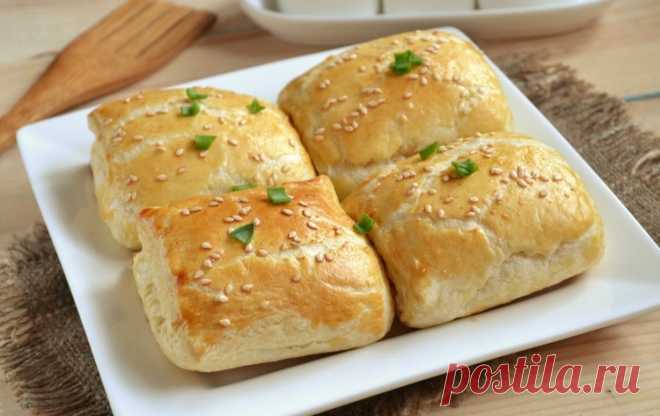Слойки с мясом и сыром / Простые рецепты