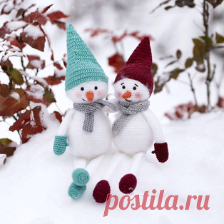Снеговик амигуруми. Схемы и описания для вязания игрушек крючком! Бесплатный мастер-класс от Ирины @volkova_iruny по вязанию снеговика крючком. Высота вязаной игрушки примерно 25 см без учёта шапочки. Для изготовлени…