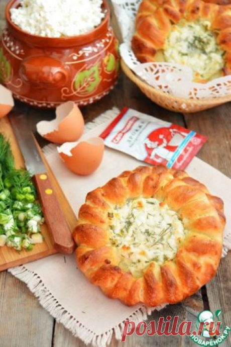 Ватрушки с творогом, брынзой и зеленью – кулинарный рецепт