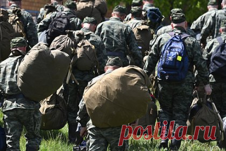 В Минске возбудили дело против батальона белорусских наемников на Украине. Следственный комитет Белоруссии возбудил уголовное дело против создателей и участников «экстремистского батальона белорусских наемников», принимающих участие в боевых действиях на Украине. В ведомстве уточнили, что подозреваемые принимали участие в организации «Полка имени Кастуся Калиновского».