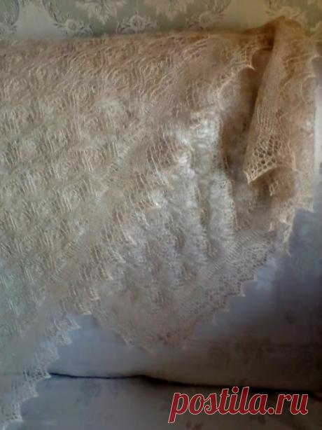 Ажурный палантин