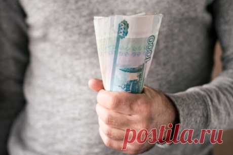 Shot: «черные риелторы» обманули певца Мишу Марвина на 255 тысяч рублей. Риэлтор-мошенник обманул певца Мишу Марвина, пообещав ему помощь с арендой квартиры в ЖК бизнес-класса в Москве.