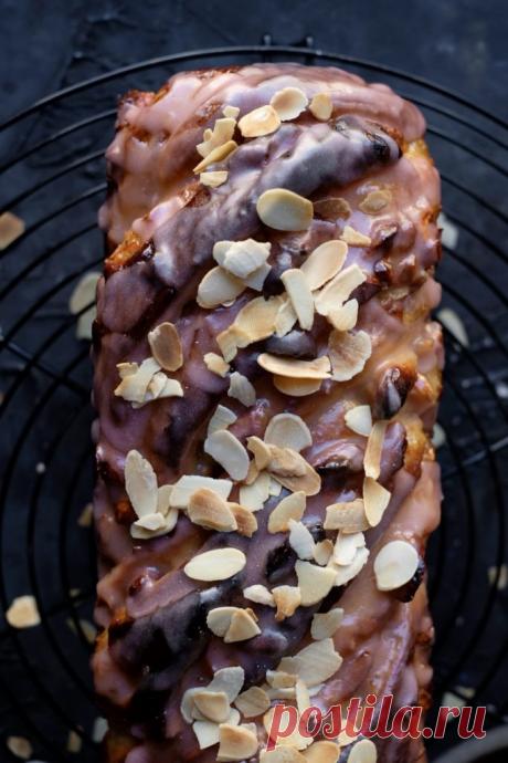 Бабка на дрожжевом тесте с апельсином и миндалём • Dolce Vita Blog