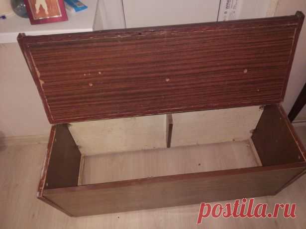 Раскладной диван на кухню с столом: 300 грн. - Мебель для гостиной Киев на Olx