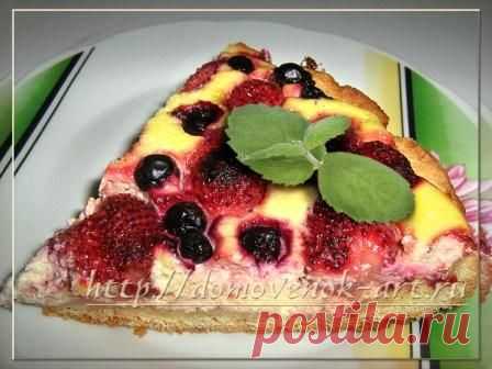 Простой пирог с творогом и клубникой | Домовёнок-Арт