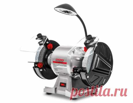 Станки заточные: Точильный станок CROWN CT13546L (250 Вт,150 мм, подсве)  Точильный станки CROWN широко применяются для заточки инструментов с круглой, плоской, конической, фасонной и конической вогнутой поверхностью.
Технические характеристики:
- Мощность - 250 Вт;
- Диаметр круга - 150 мм;
- Частота вращения - 9000 об/мин;
- Напряжение - 220 В;
- Скорость - 1 - 50 м/сек;
- Вес - 4 кг;
Особенности: