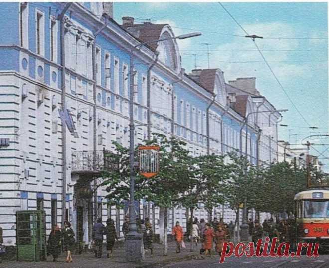 Калинин. Начало в 1980-х годов. Ул. Советская