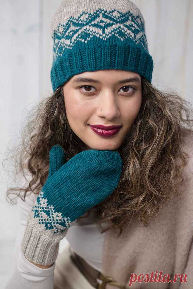 CHANGING DIAMONDS HAT AND MITTENS by Mone Dräger