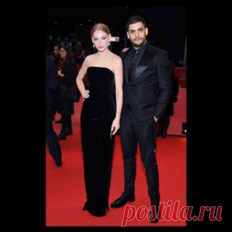 Actress/official page в Instagram: «Берлинале 2018. Премьера ДОВЛАТОВ (реж.Алексей Герман мл.) с @eugensmesni  Dress by @rasario🌹 muah by @lorealhair @lorealmakeup 🌹jewelry by…» 31.4 тыс. отметок «Нравится», 125 комментариев — Actress/official page (@svetlana_khodchenkova) в Instagram: «Берлинале 2018. Премьера ДОВЛАТОВ (реж.Алексей Герман мл.) с @eugensmesni  Dress by @rasario🌹 muah…»