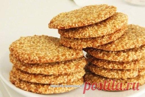 Подпишитесь и читайте Рецепты, Еда, Мясо

Самое вкусное кунжутное печенье, которое я пробовала

Оно просто невероятное - хрустящее, ароматное, просто не оторваться! Могу с увернностью сказать, что вкуснее, чем это кунжутное печенье, я еще не пробовала. А испечь его, кстати, очень просто)) Да, и еще, кунжут - один из лидеров по содержанию кальция. В кунжуте его больше , чем в твороге в 10 раз! Так что задумайтесь)))
Показать полностью…