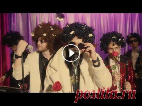 ПОЗДРАВЛЕНИЕ С 8 МАРТА ОТ FLOWER BOYS! LATE NIGHT UMSCHOOL SHOW В этом выпуске LATE NIGHT UMSCHOOL SHOW в гости приходит знаменитая по всему миру группа FLOWER BOYS и исполняет свой новый хит «BOYS WITH FLOWERS»...
