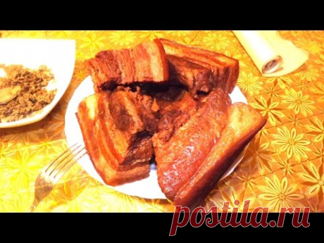 Сало. Сало вареное в луковой шелухе.