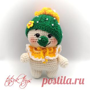Малыш весёлый кактусёнок амигуруми. Схемы и описания для вязания игрушек крючком! Бесплатный мастер-класс от Татьяны Соколовой по вязанию малыша весёлого кактусёнка крючком. Высота вязаной игрушки примерно 11 см без учета шапочки. Д…