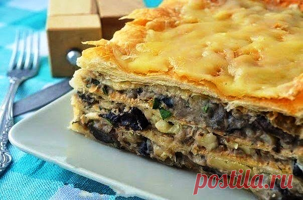 Закусочный торт с картофелем, грибами, луком и сыром